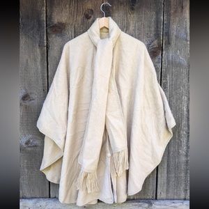 White alpaca wool cape